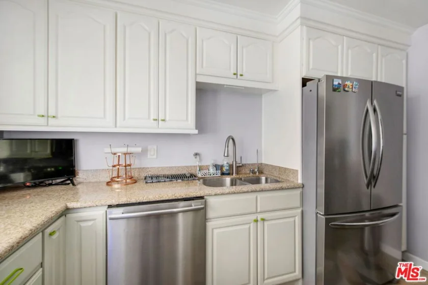 5651 Sumner Way #209 photo 13