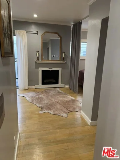 141 S Clark Drive #315 photo 19