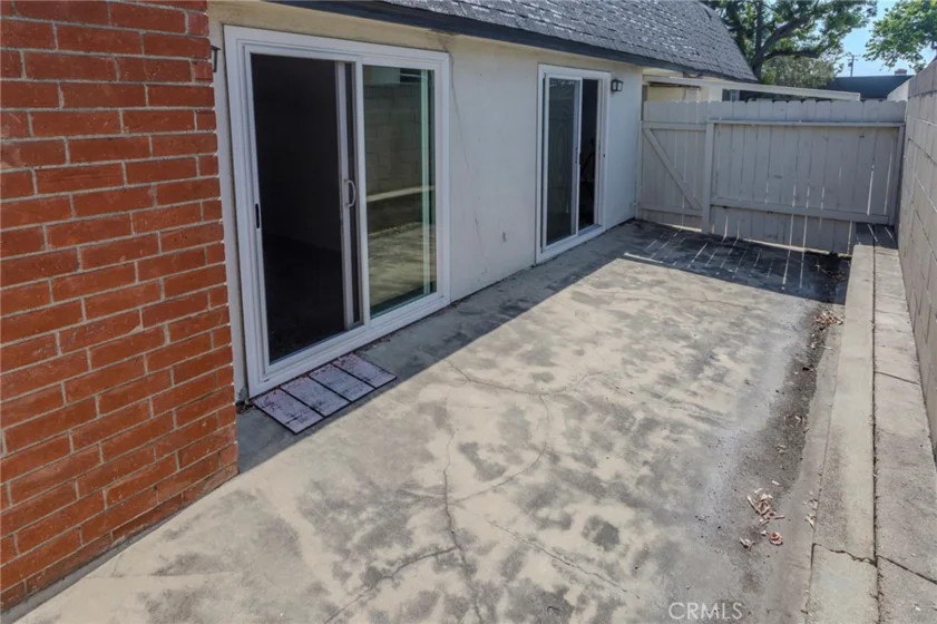1331 Victoria Drive #18 photo 4