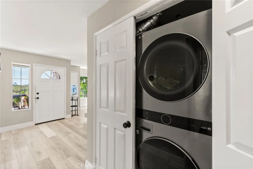 21256 Camelia photo 20