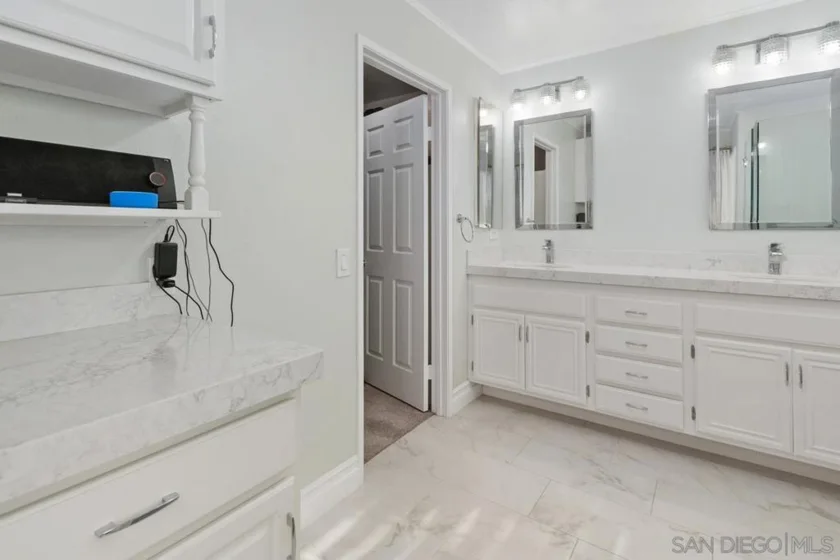 30916 Oakhill Drive photo 30