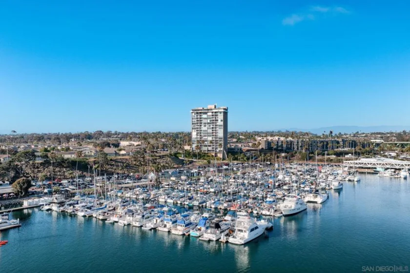 1200 N Harbor Drive #3C photo 42