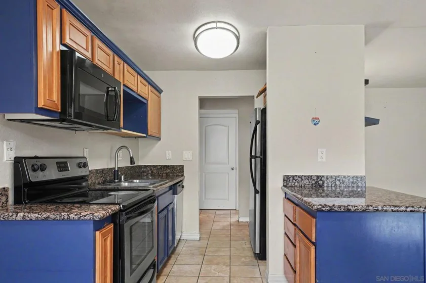 930 Peach Avenue #11 photo 4