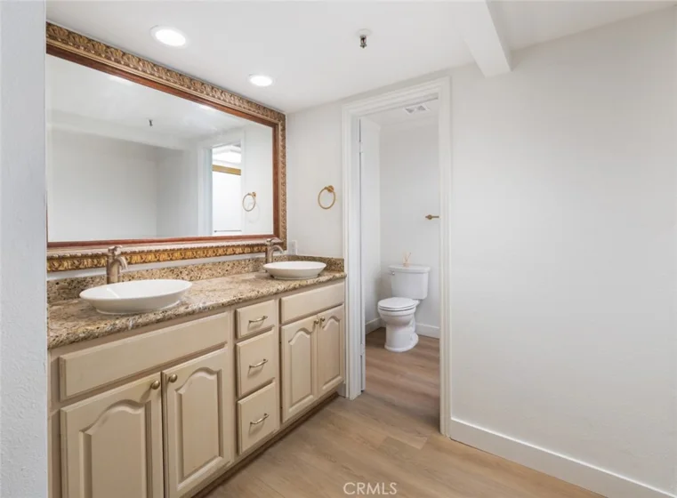 55 Sea Island photo 19