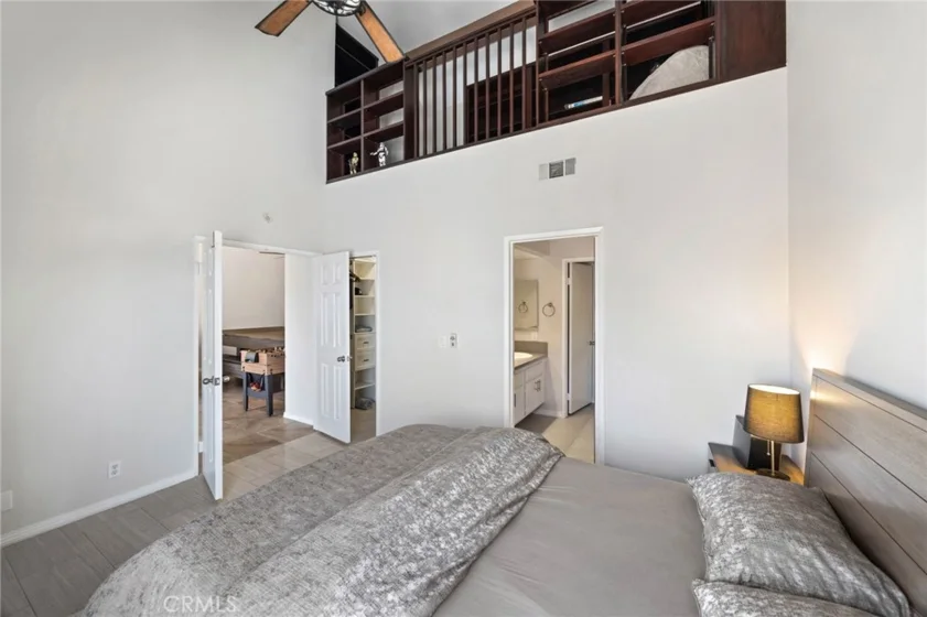 810 Baker #210 photo 11