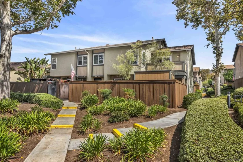 10250 Michala Place photo 1