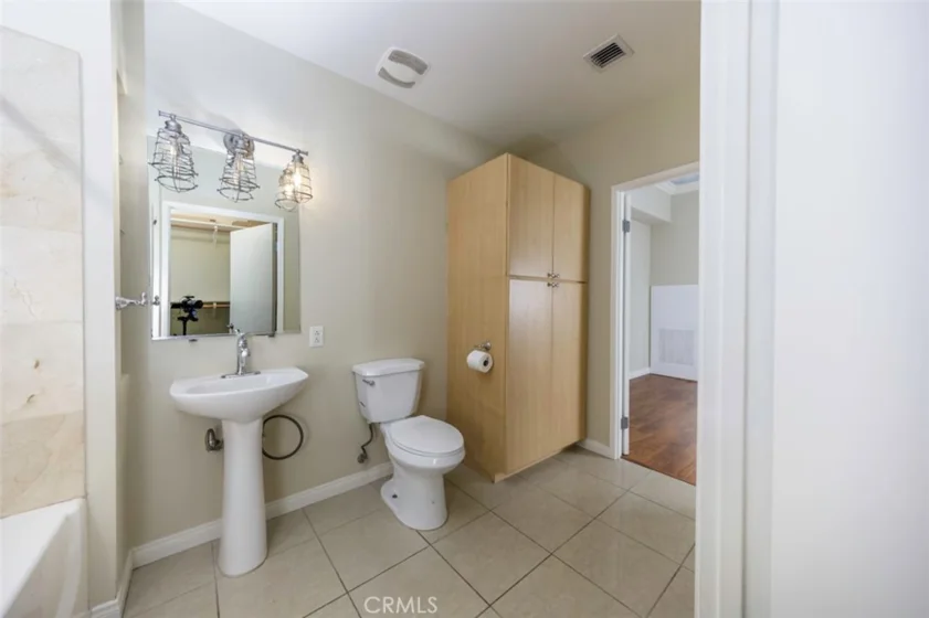 388 E Ocean Boulevard #501 photo 12