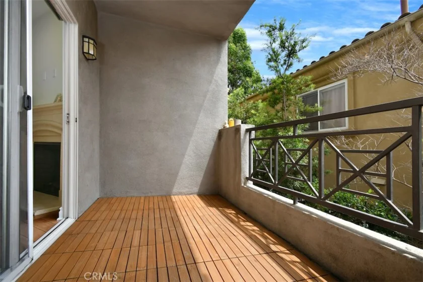 4424 Whitsett Avenue #107 photo 19