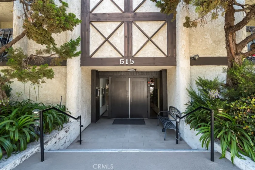 515 N Jackson #314 photo 2