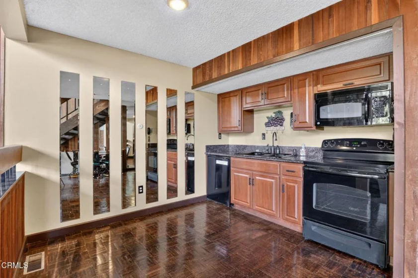3481 Stancrest Drive #126 photo 41