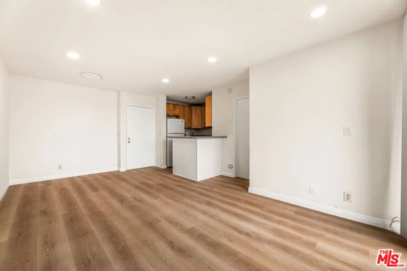 210 S La Fayette Park Place #314 photo 13