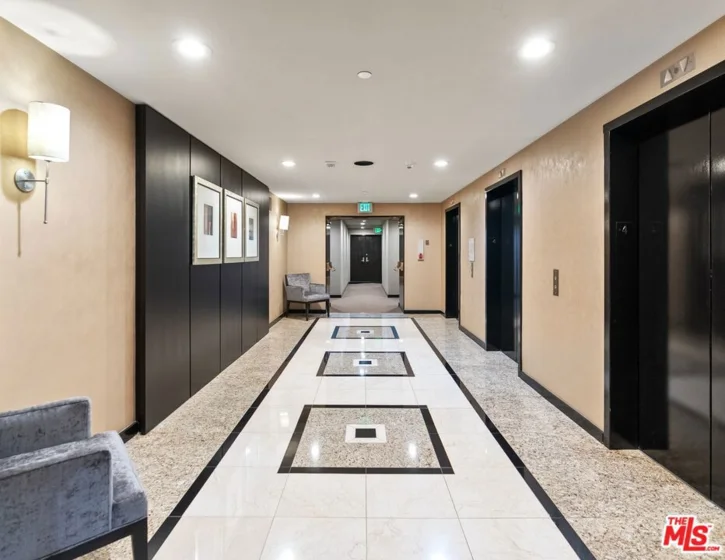 10445 Wilshire Boulevard #406 photo 6