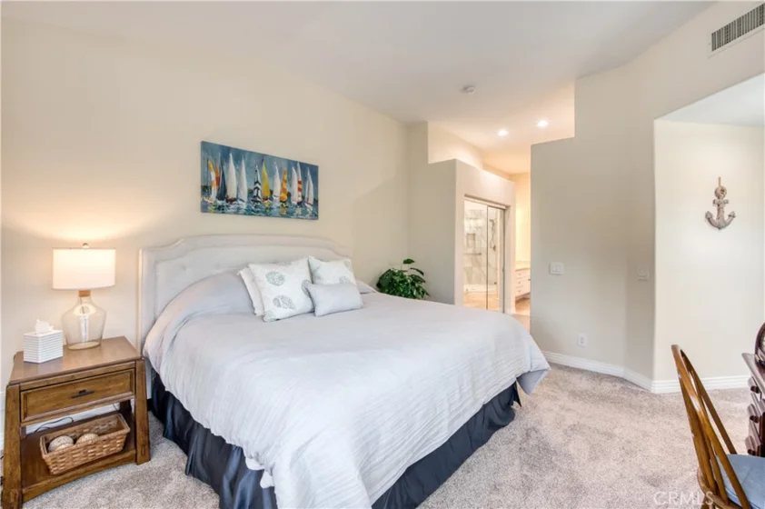 102 Stoney Pointe photo 12