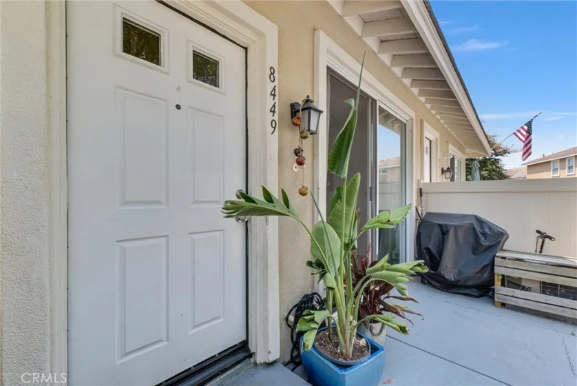 8449 E Arrowhead Way photo 3