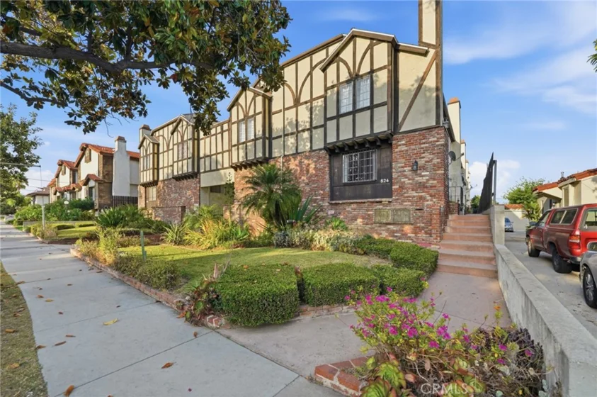 824 S Stoneman Avenue #16 photo 3