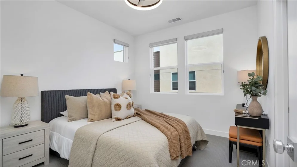 1669 W Lincoln Avenue #102 photo 25