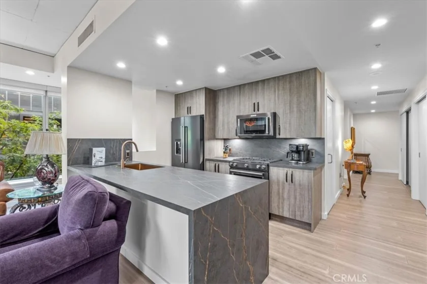 1155 S Grand #426 photo 14