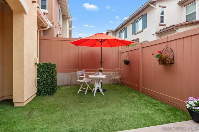 1305 Isabella Way photo 6