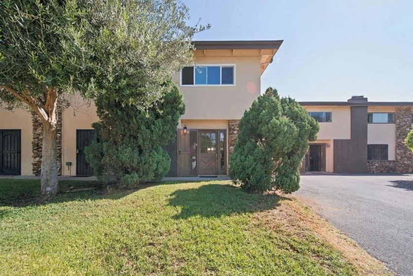435 Woodlawn Avenue #D photo 17