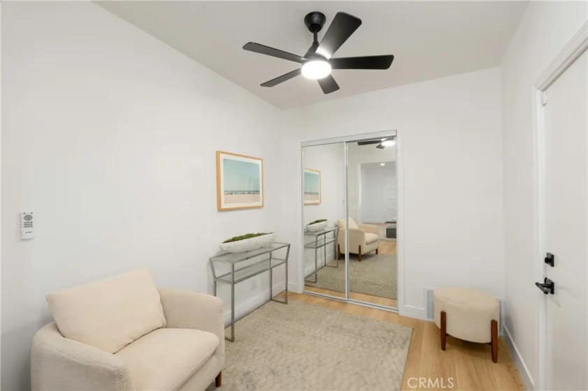160 Yorktown photo 13