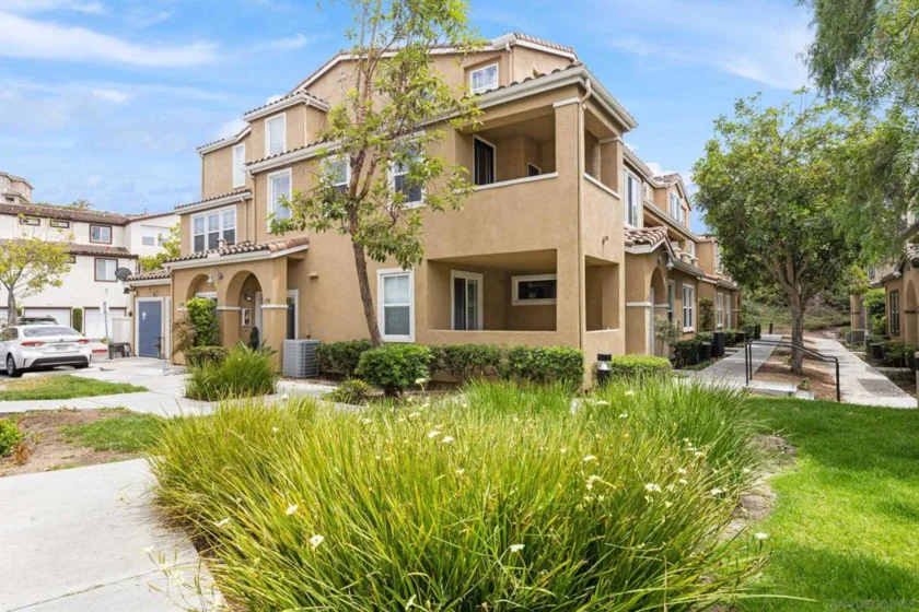 1338 Starry Way photo 1