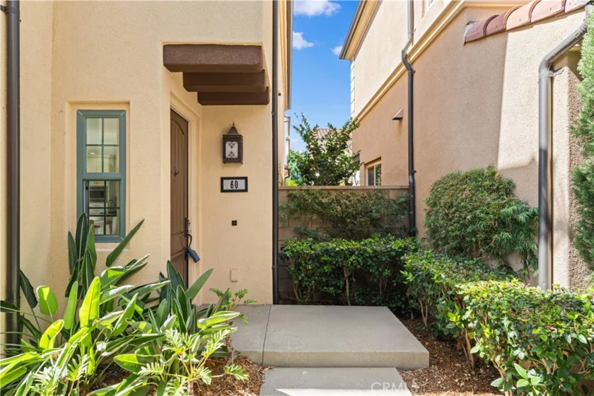 60 Strawberry Grove photo 3