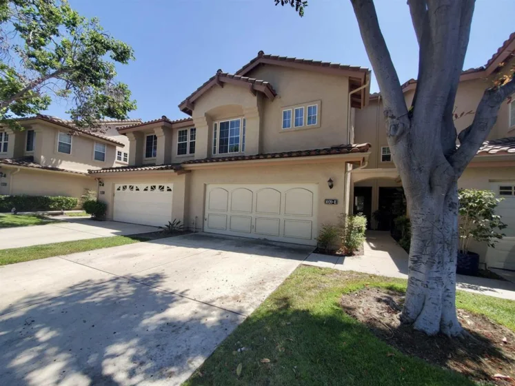 1020 Baywood Circle #E photo 1
