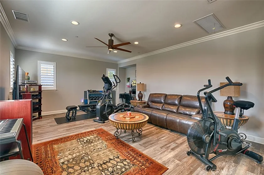 45659 Bassett photo 34