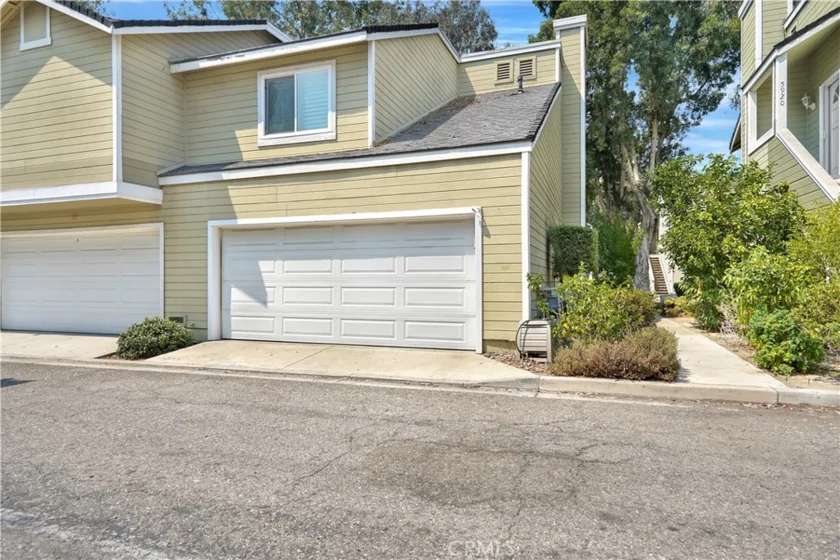 6000 Waterbury Court #141 photo 1