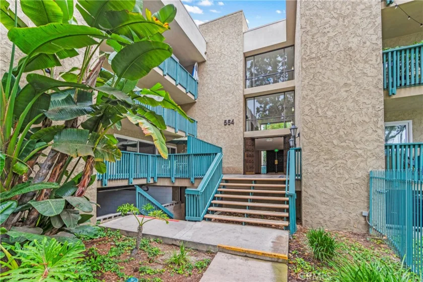 564 N Bellflower #116 photo 20