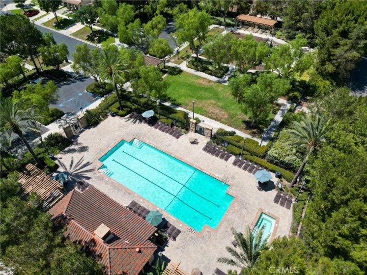 1804 Crescent Oak photo 32