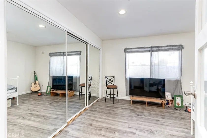 400 N Acacia Avenue #B10 photo 8