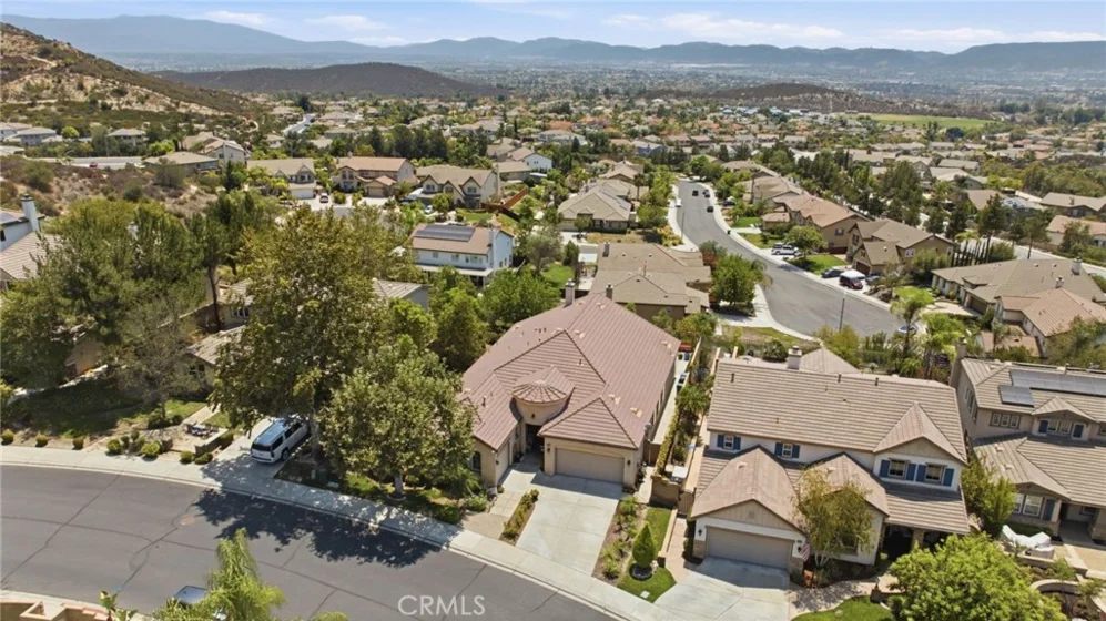 35777 Abelia Street photo 38