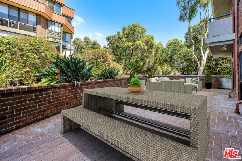 200 N Swall Drive #313 photo 8