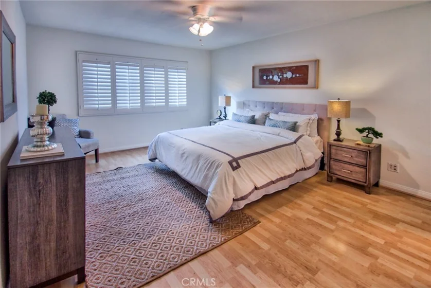 4915 Tyrone #221 photo 12