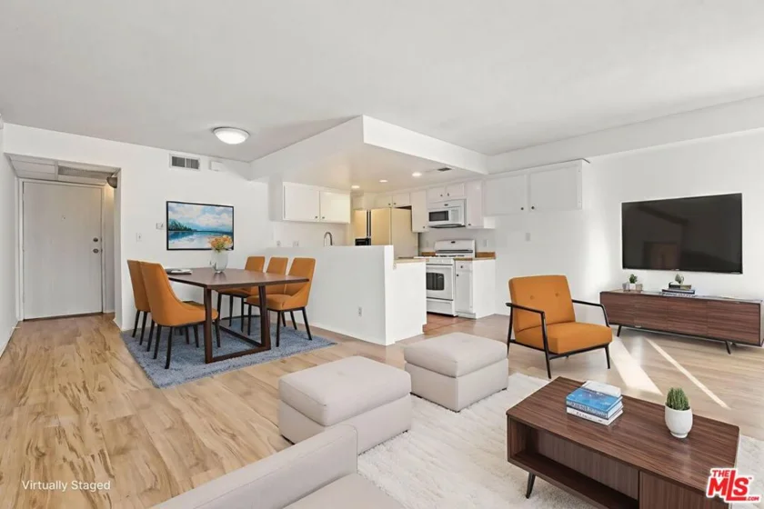 2700 Cahuenga Boulevard #2216 photo 42