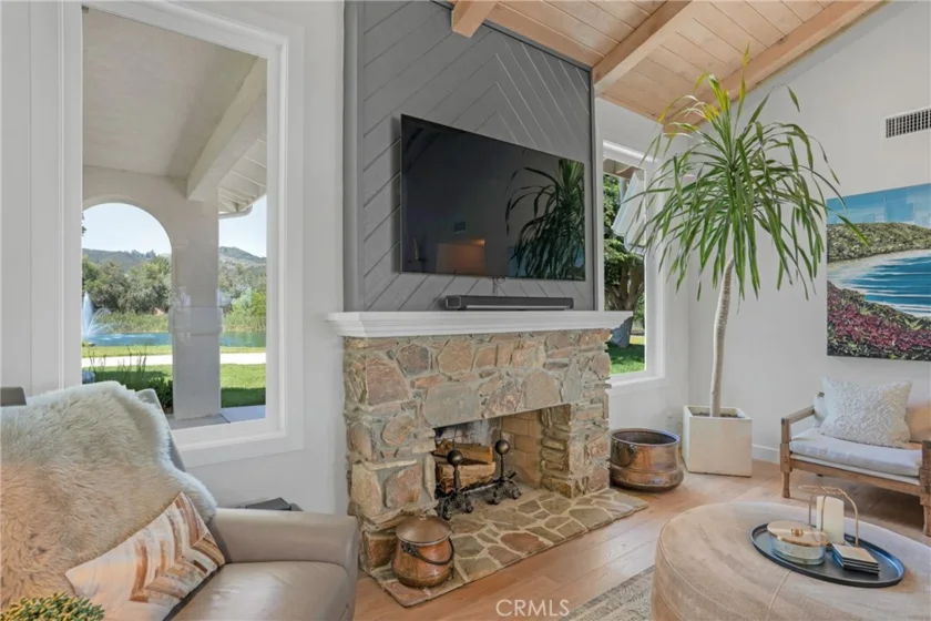 26465 Douglas Avenue photo 45