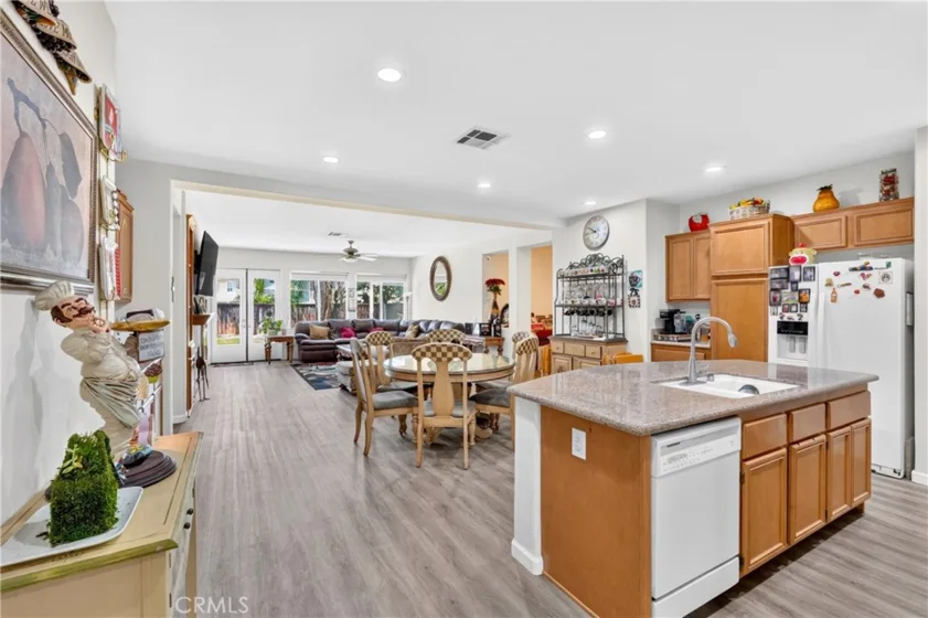 28209 Basswood photo 7