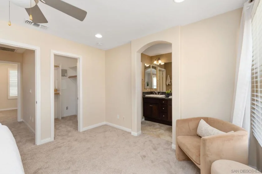 2134 Silverado Street photo 8