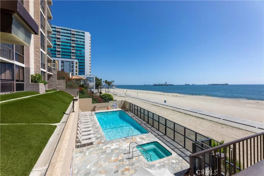 1750 E Ocean #501 photo 37