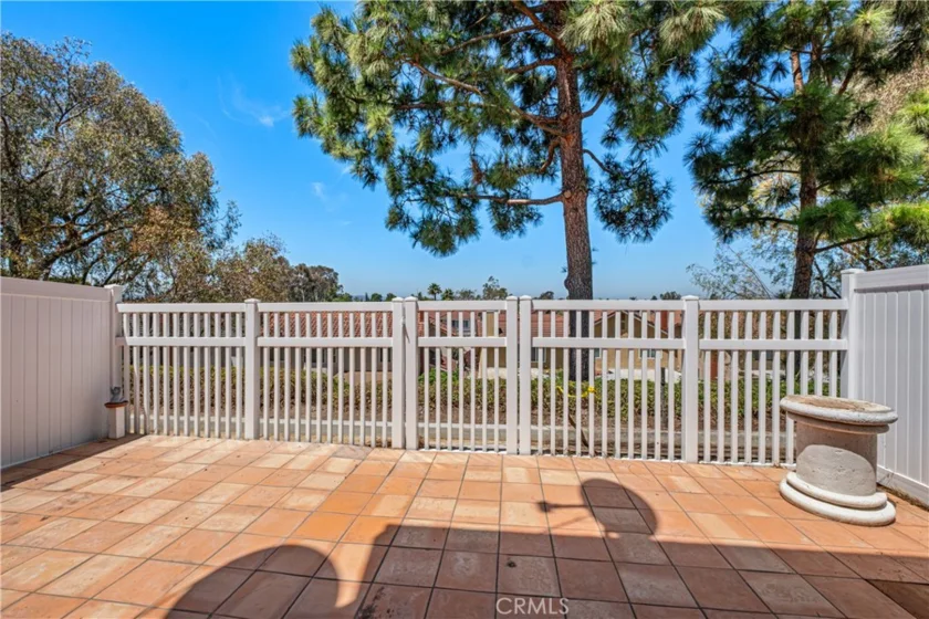 21211 Serra Vista photo 5