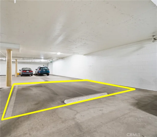 12841 Bloomfield Street #104 photo 26