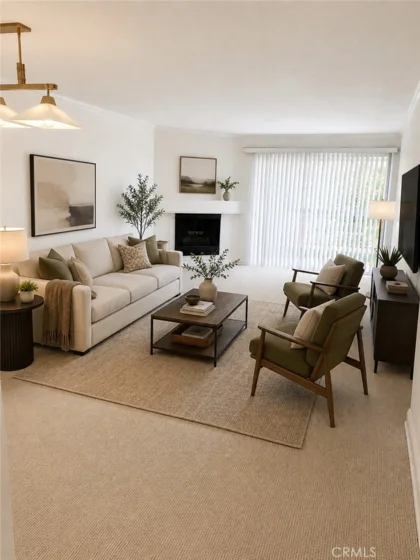5535 Canoga #210 photo 1