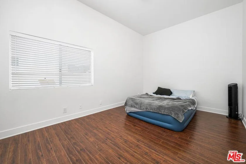 12001 Goshen Avenue #303 photo 4