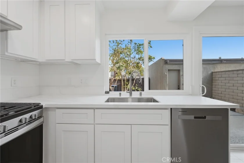 8164 Laguna Court photo 14