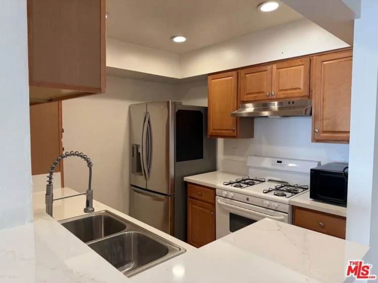 1118 Valencia Street #219 photo 8