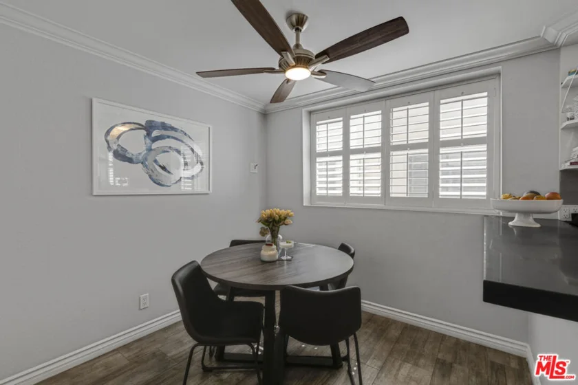 5215 White Oak Avenue #2 photo 4
