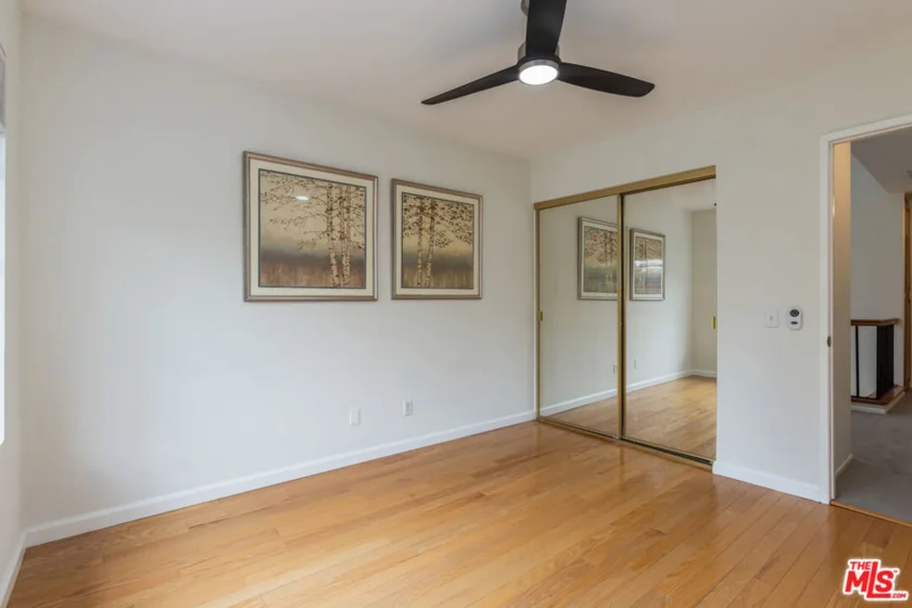 20950 Oxnard Street #10 photo 23