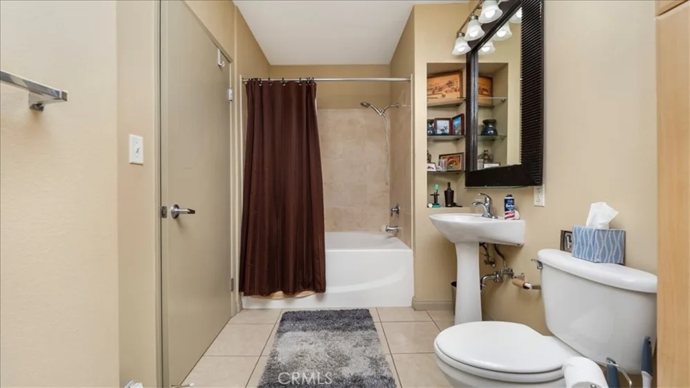 488 E Ocean #708 photo 21