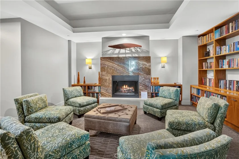 13650 Marina Pointe Drive #609 photo 52